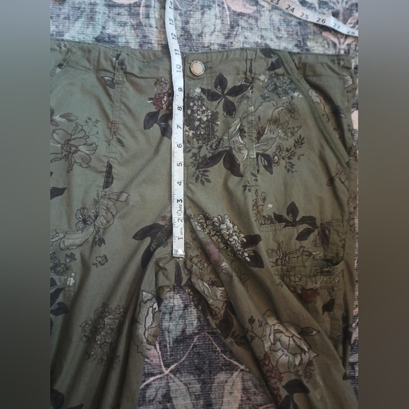 Democracy Womens Forest Fairy Grunge Floral Cargo Pants 14 Green Utility Boho - Picture 11 of 11
